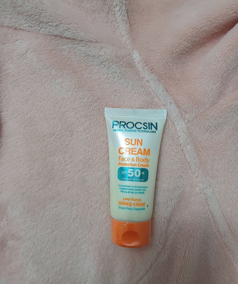 PROCSIN SPF 50+ Yüz & Vücut Güneş Kremi - Görsel 3