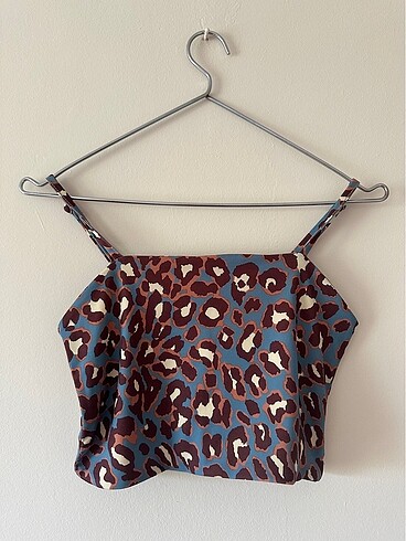 Jarse Kumaş Leopar Desenli Mavi Askılı Crop