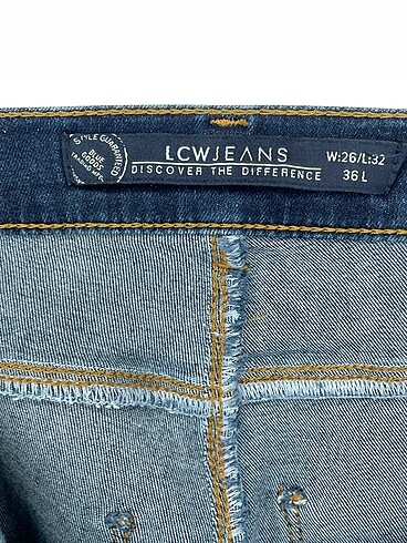 26 Beden lacivert Renk LC Waikiki Jean / Kot %70 İndirimli.