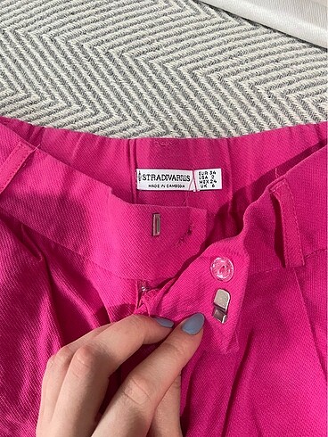 Stradivarius Stradivarius Kumaş Şort