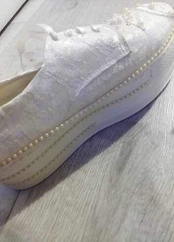 40 Beden beyaz Renk Düğün Kalın Topuk Ayakkabısı 