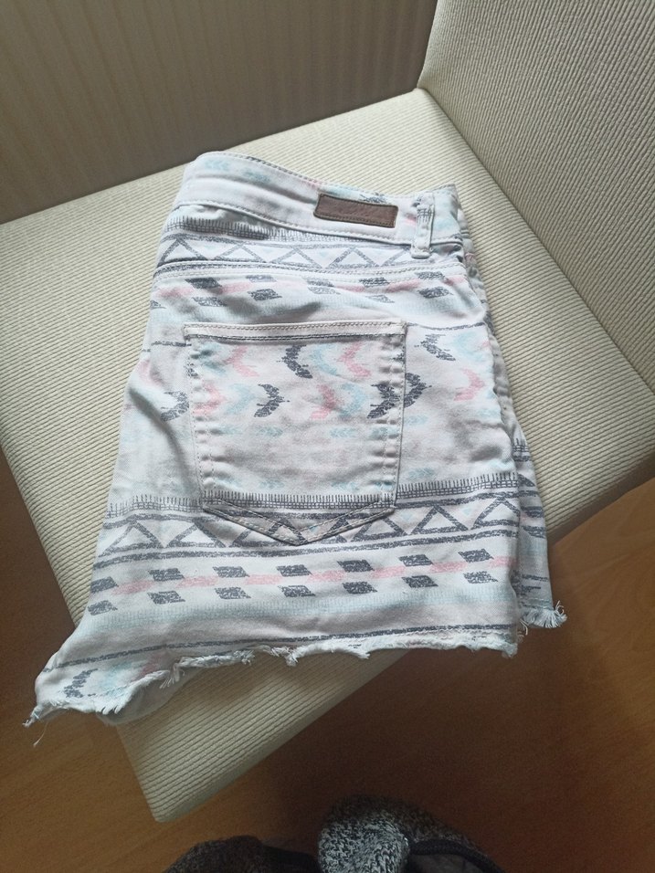 Bohem Tarzı Beyaz Mini Şort - Görsel 5