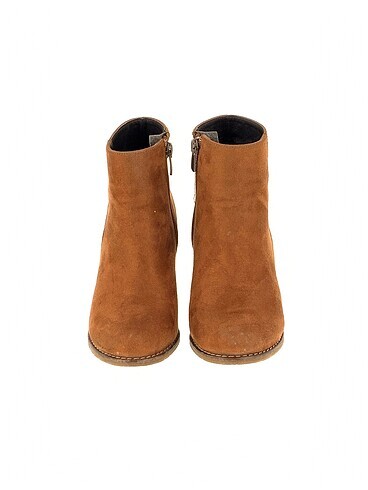 35 Beden PreLoved Bot %70 İndirimli.