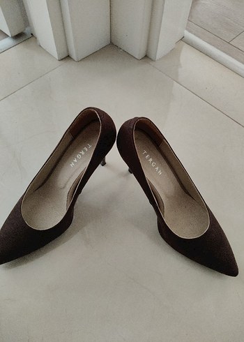 Tergan Tergan Kahverengi Süet Stiletto Kadın Ayakkabı