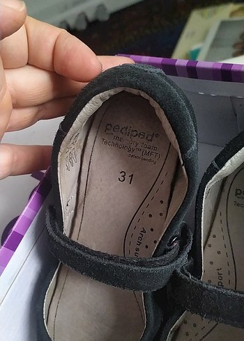 Kız Çocuk siyah süet 31 numara Gotik Tokalı Babet Ayakkabı - Görsel 5