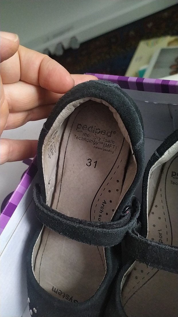 Kız Çocuk siyah süet 31 numara Gotik Tokalı Babet Ayakkabı - Görsel 5