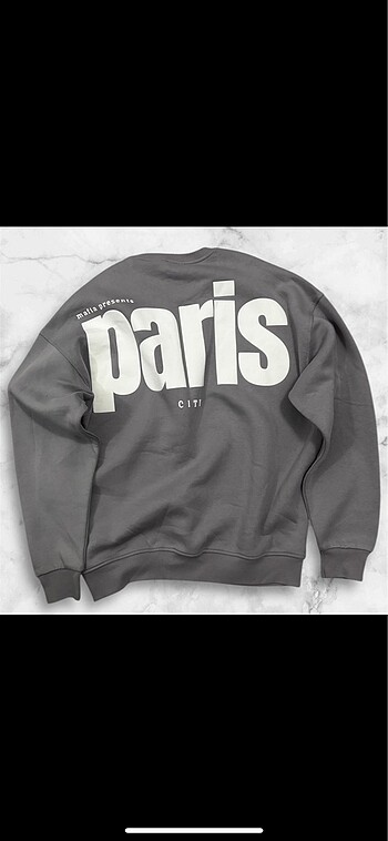 Unisex sweatshirt