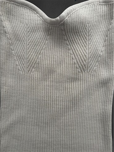 H&M Yirtmacli likrali triko straplez elbise
