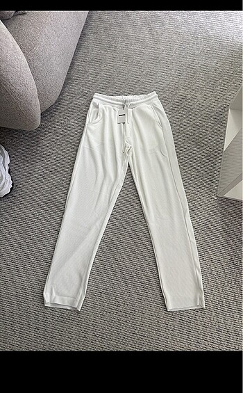 Fitulli kumas dokumlu penye pantalon