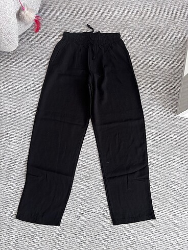 Belden lastikli ve ipli yazlik salas kumas pantalon
