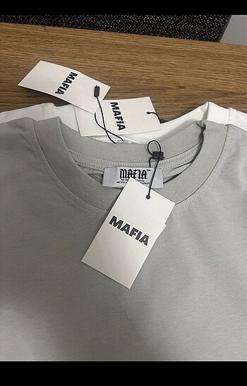 Zara Unusex kolsuz tshirt / SATILDI