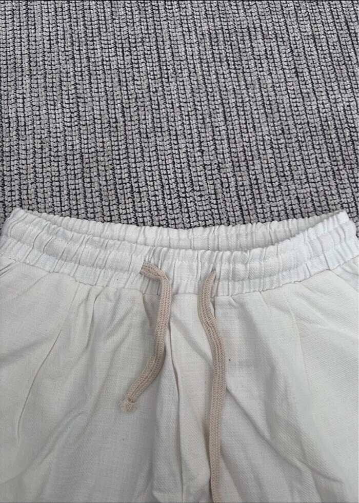 Belden lastikli ve ipli keten kumas sort - Görsel 4