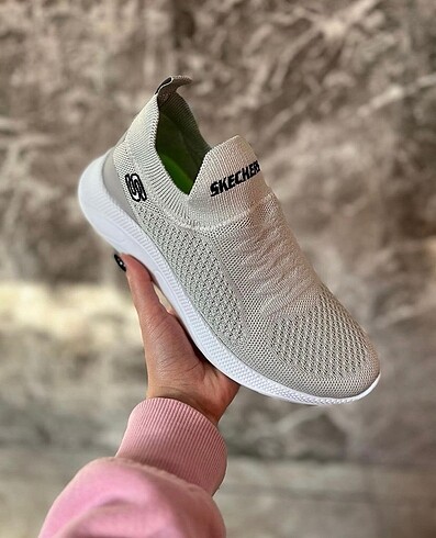 GRİ SKECHERS
