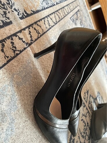 Derimod Stiletto