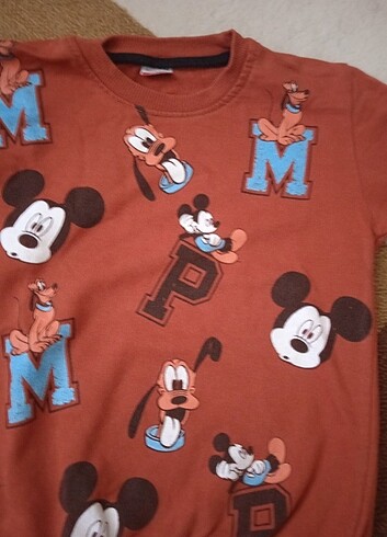 m Beden Disney sweatshirt 