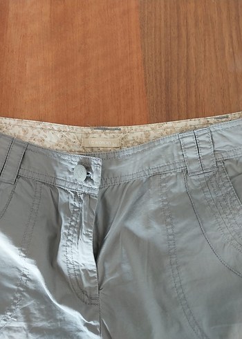 Düğmeli Gri Şort - Görsel 3