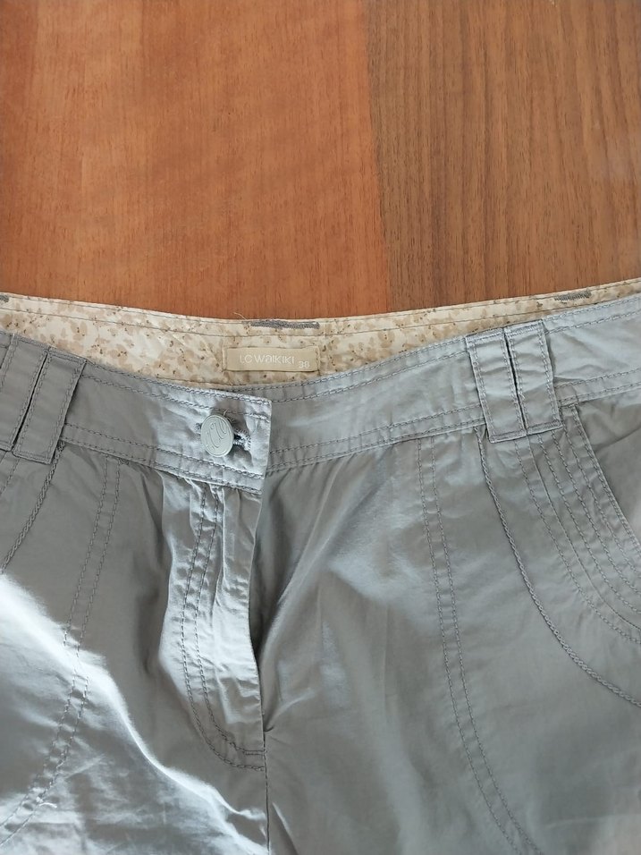 Düğmeli Gri Şort - Görsel 3