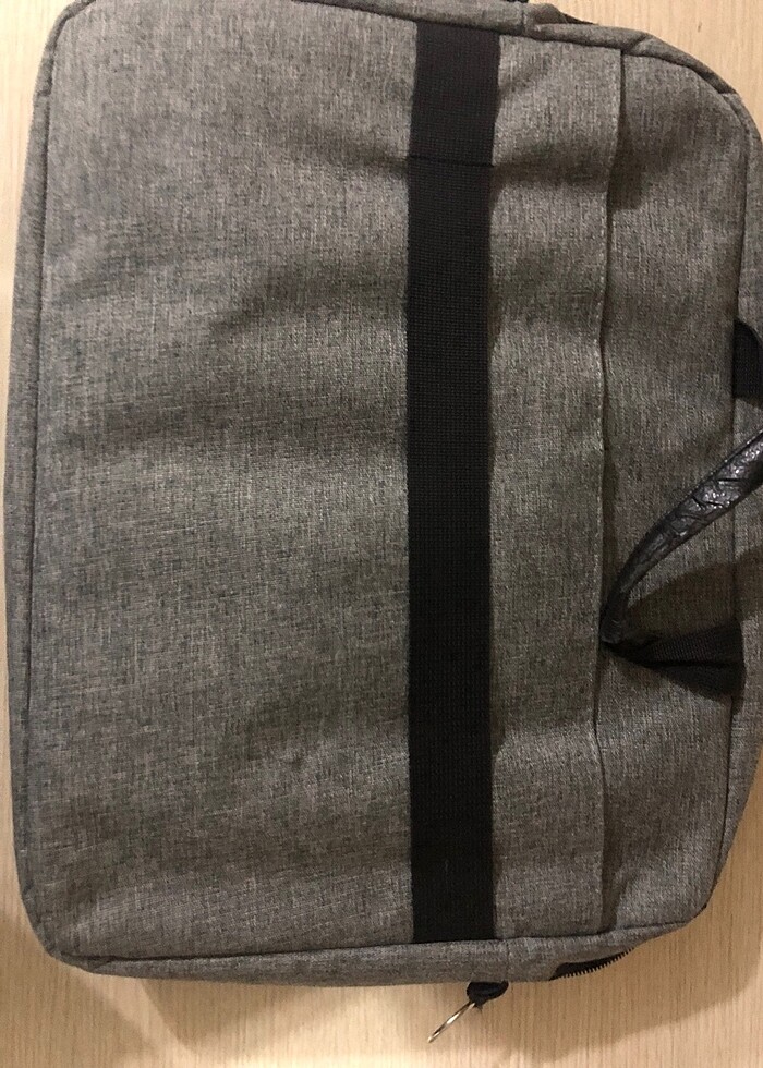 Bilgisayar çantası - Görsel 2