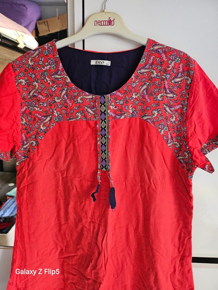 Püsküllü Kısa Kollu Tunik - Görsel 3