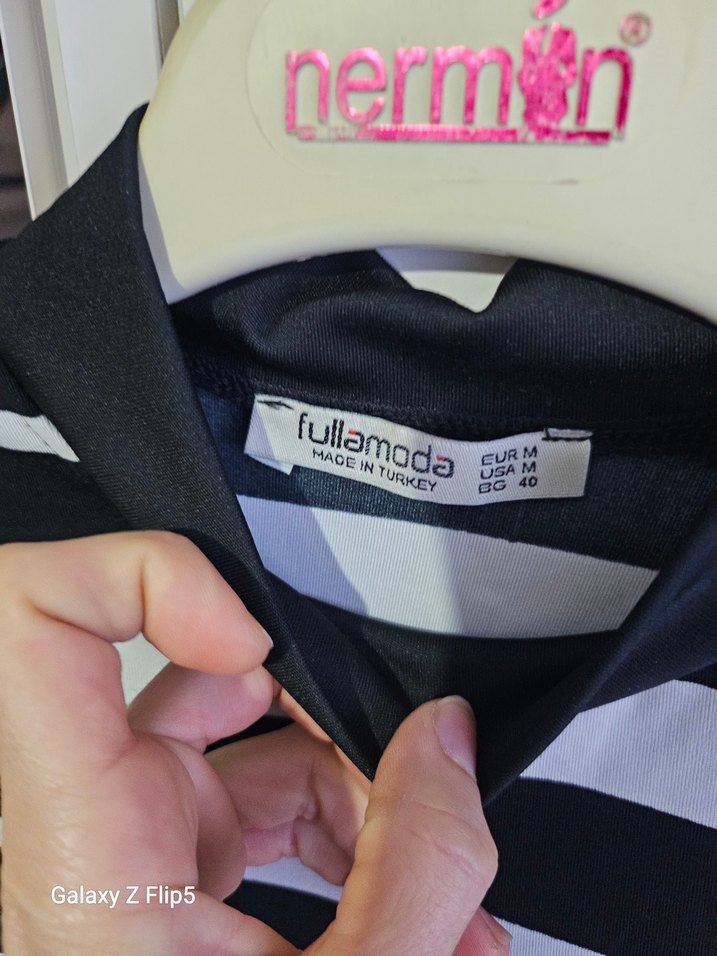 Uzun Kollu Boğazlı Çizgili Kadın Kazak croppp - Görsel 4