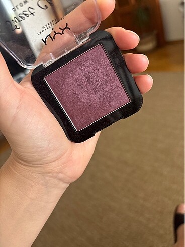  Beden Renk NYX ALLIK&FAR