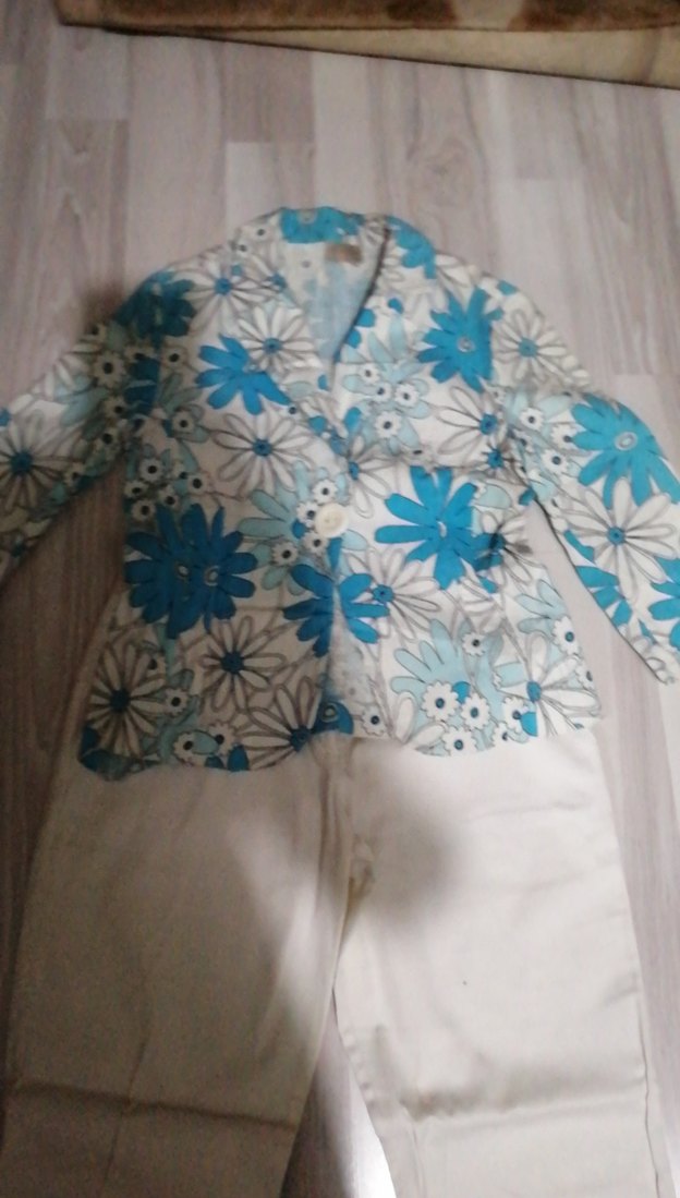 Mavi Çiçek Desenli Düğmeli Kadın Pantolon - Görsel 2