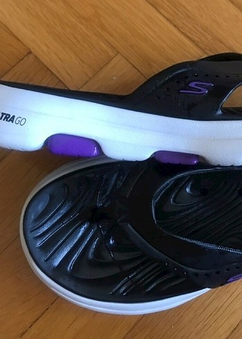 38 Beden siyah Renk Skechers Kadın Parmak Arası Terlik