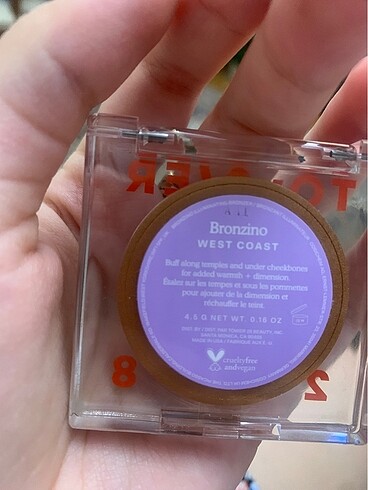 Diğer Tower 28 cream bronzer