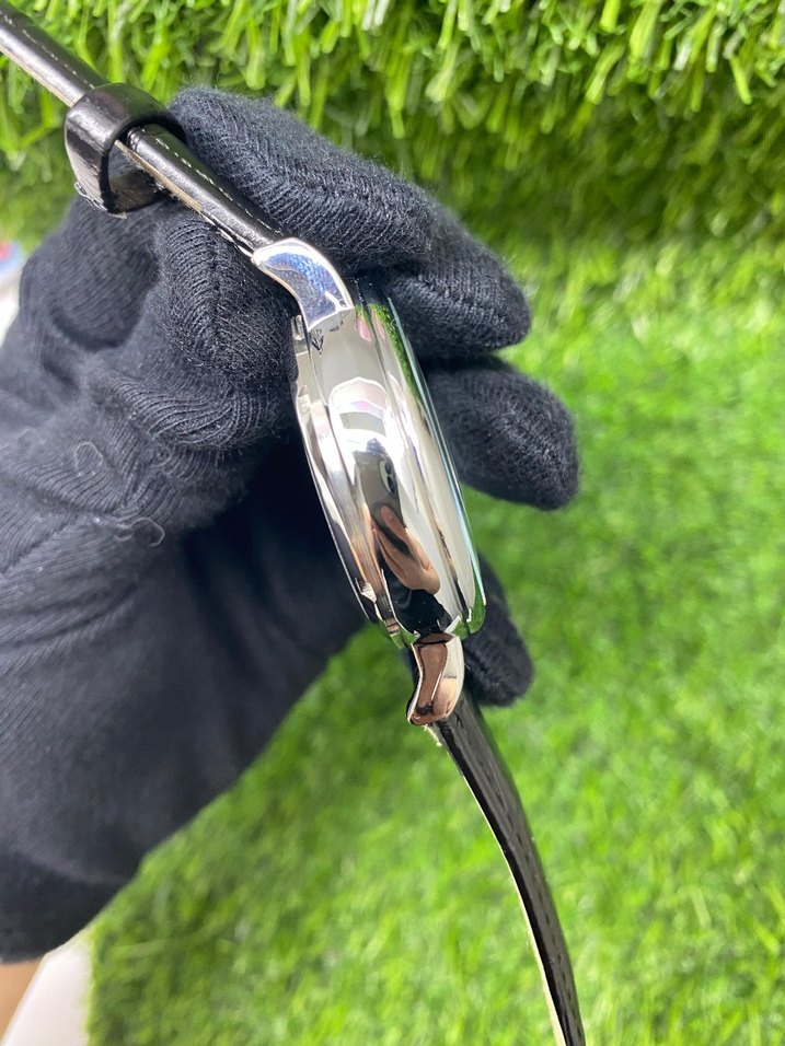 Omega Dr. Ville Beyaz Klasik Erkek Saati - Görsel 3