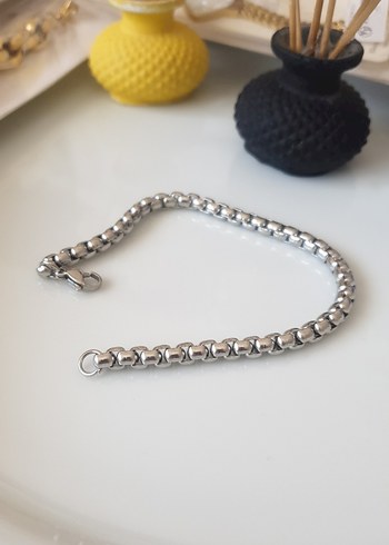 Gri Zincir Detaylı Kadın bileklik - Görsel 2