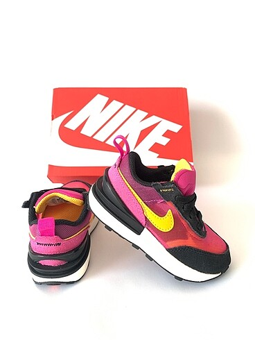 Nike Waffle One (22)