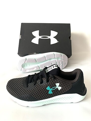 Skechers Under Armour Charged Pursuit 3 (38)