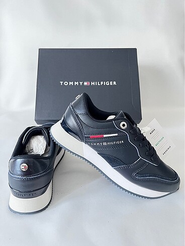 Tommy Hilfiger Annie (37)