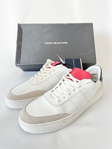 Tommy Hilfiger Premium (43)
