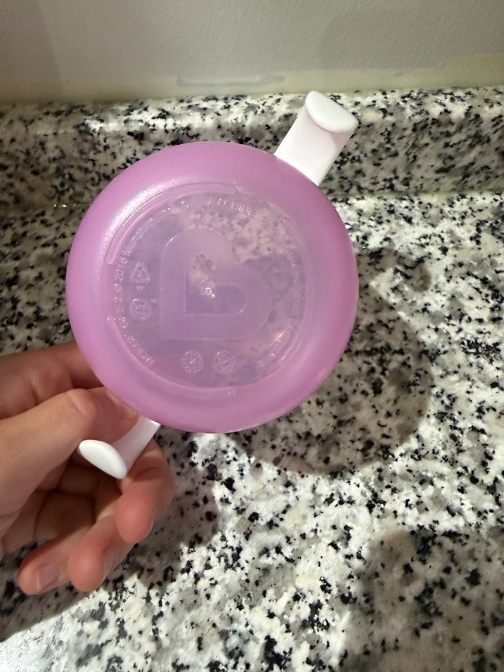 Dökülmeyi önleyen atıştırmalık kabı - Görsel 3