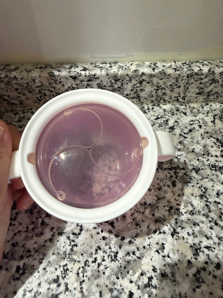 Dökülmeyi önleyen atıştırmalık kabı - Görsel 2