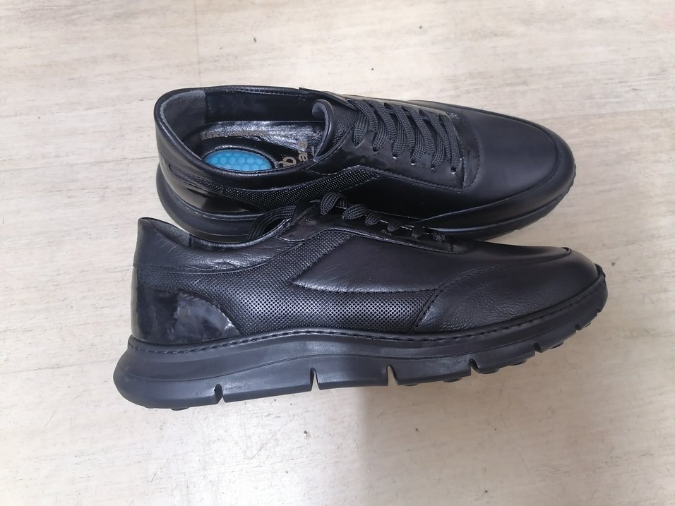 Erkek Ayakkabısı siyah  kutusunda Büyük beden 47 no. Sıfır ürün - Görsel 3