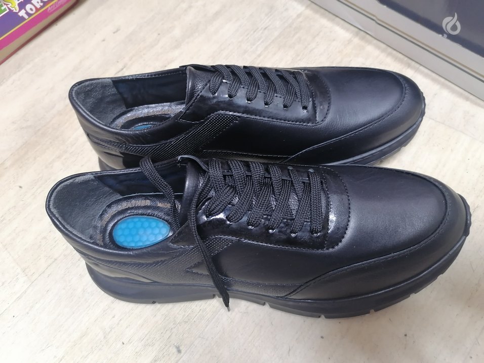 Erkek Ayakkabısı siyah  kutusunda Büyük beden 47 no. Sıfır ürün - Görsel 2