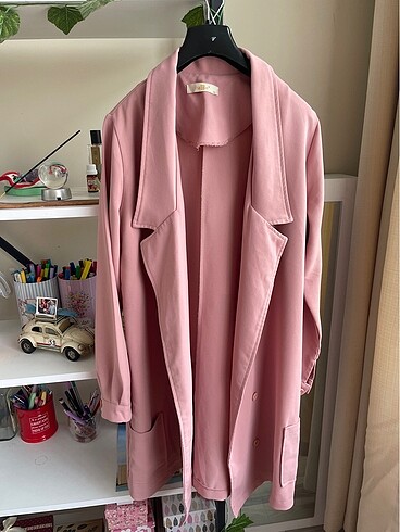Pembe uzun ceket