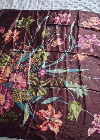 Pierre Cardin Mor Çiçek Desenli İpek Şal - Görsel 2