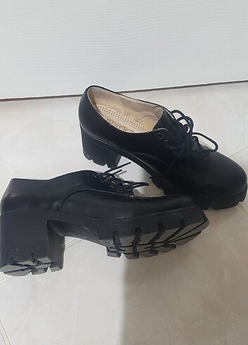 Kadın Ayakkabı