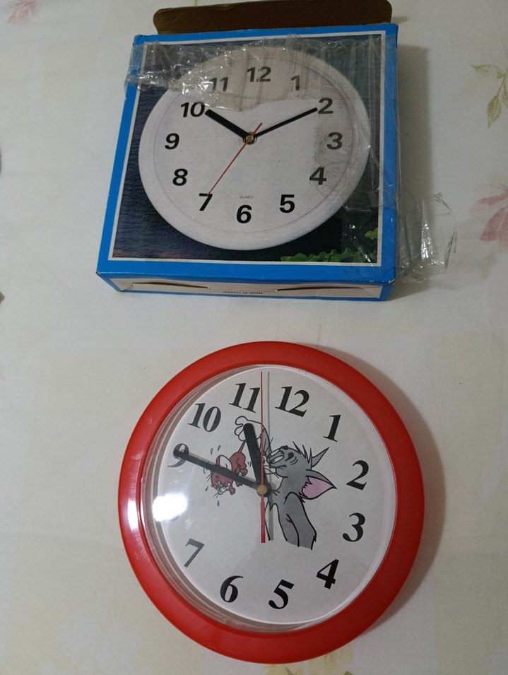Kırmızı Tom ve Jerry Temalı Duvar Saati - Görsel 2