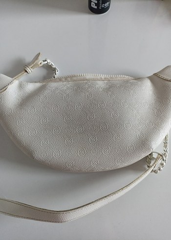 orjinal Vakko Beyaz Zincir Detaylı Deri Kadın Çapraz Çanta - Görsel 3