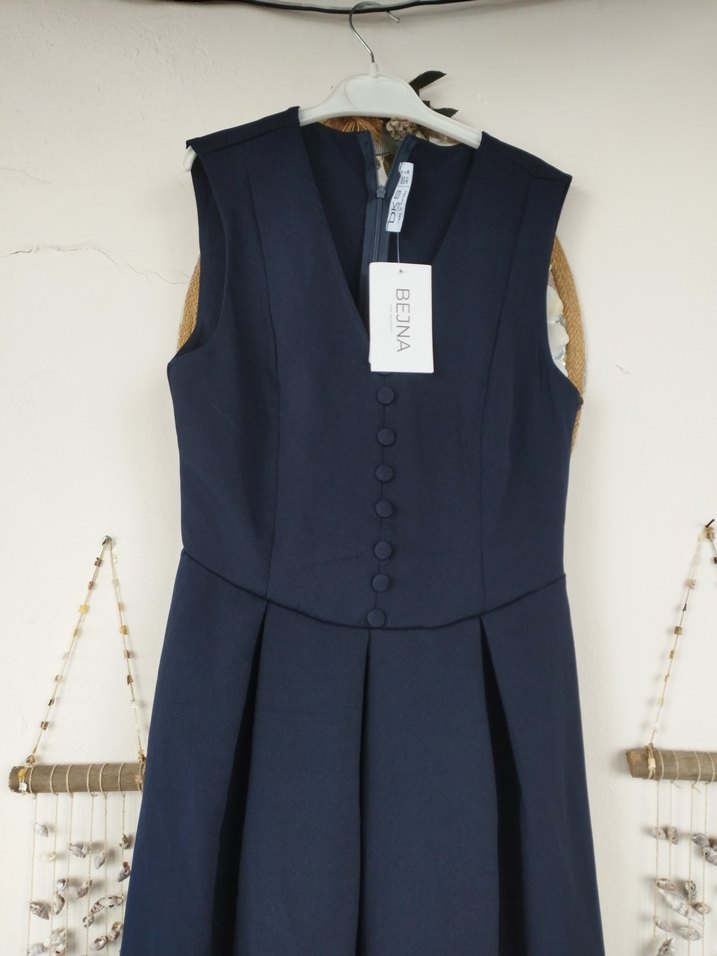 Düğmeli Lacivert Uzun Kolsuz Elbise - Görsel 3