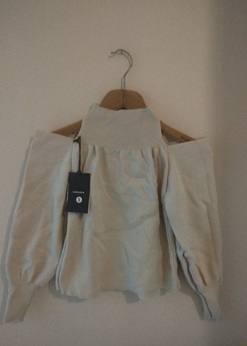 Bej Yüksek Yakalı Örgü Kadın Kazak - Görsel 2