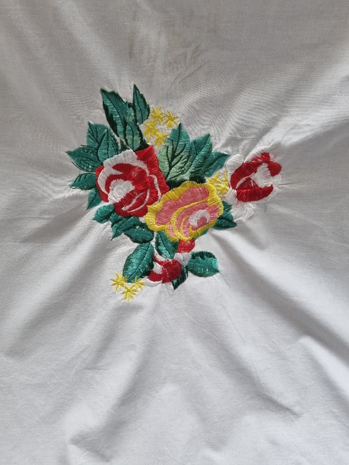 Geleneksel Nakışlı Beyaz Masa Örtüsü - Görsel 4