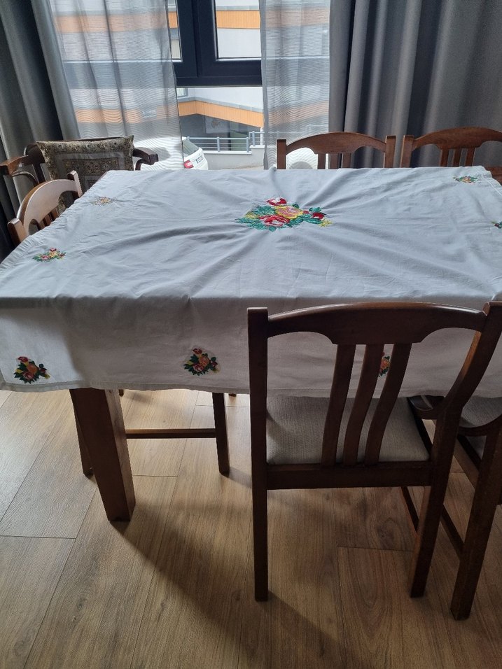 Geleneksel Nakışlı Beyaz Masa Örtüsü - Görsel 2