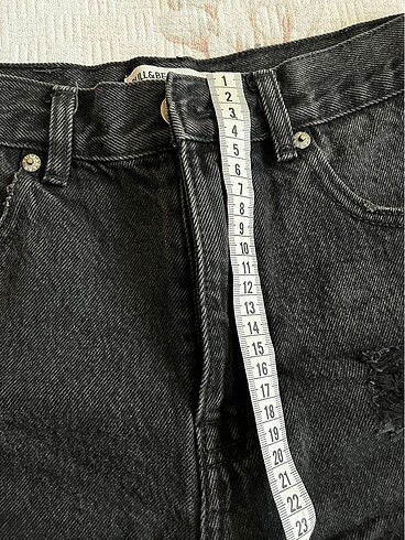 34 Beden siyah Renk pull and bear kot şort