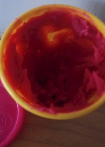 Pembe-Play-Doh Oyun Hamuru