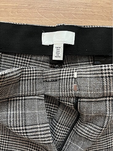 H&M H&M ekose pantolon